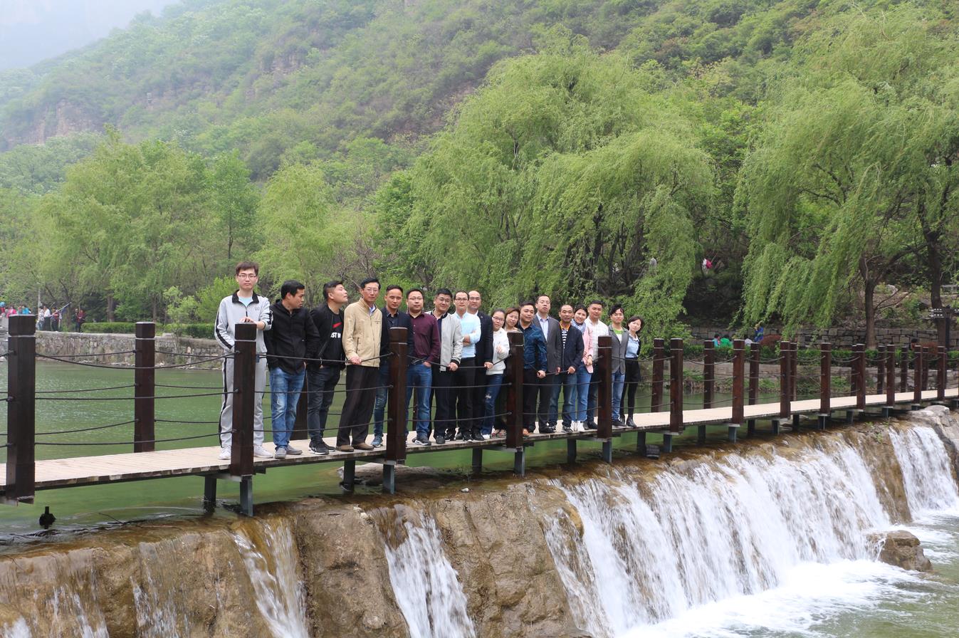 浙江新東陽建設(shè)集團(tuán)有限公司